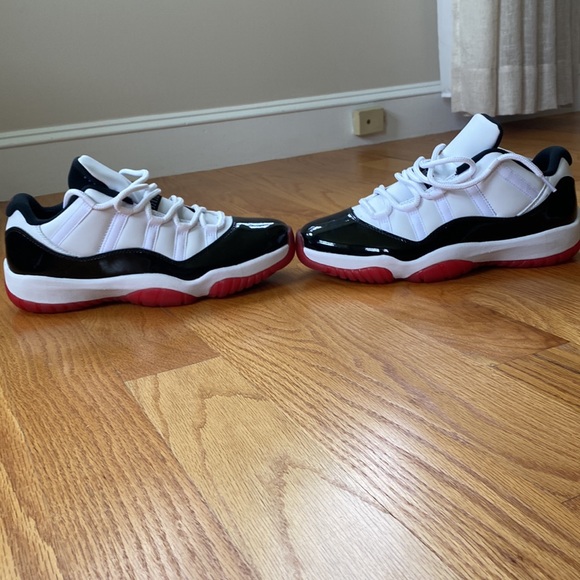Jordan 11 gym red low - Picture 5 of 5